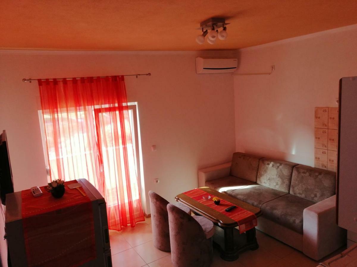 Apartments Ema Ivanica المظهر الخارجي الصورة